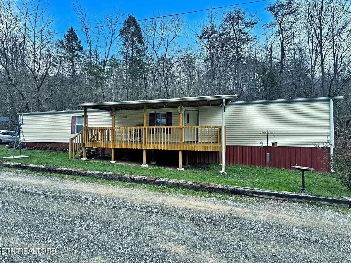 138 Pearly Ward Lane, Caryville, TN 37714 - #1