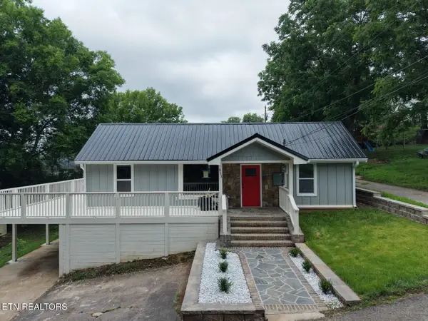 311 1/2 E 1st Ave, Lenoir City, TN 37771