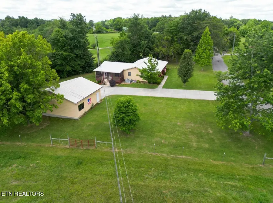 1459 Old Elmore Rd, Crossville, TN 38571 - #3