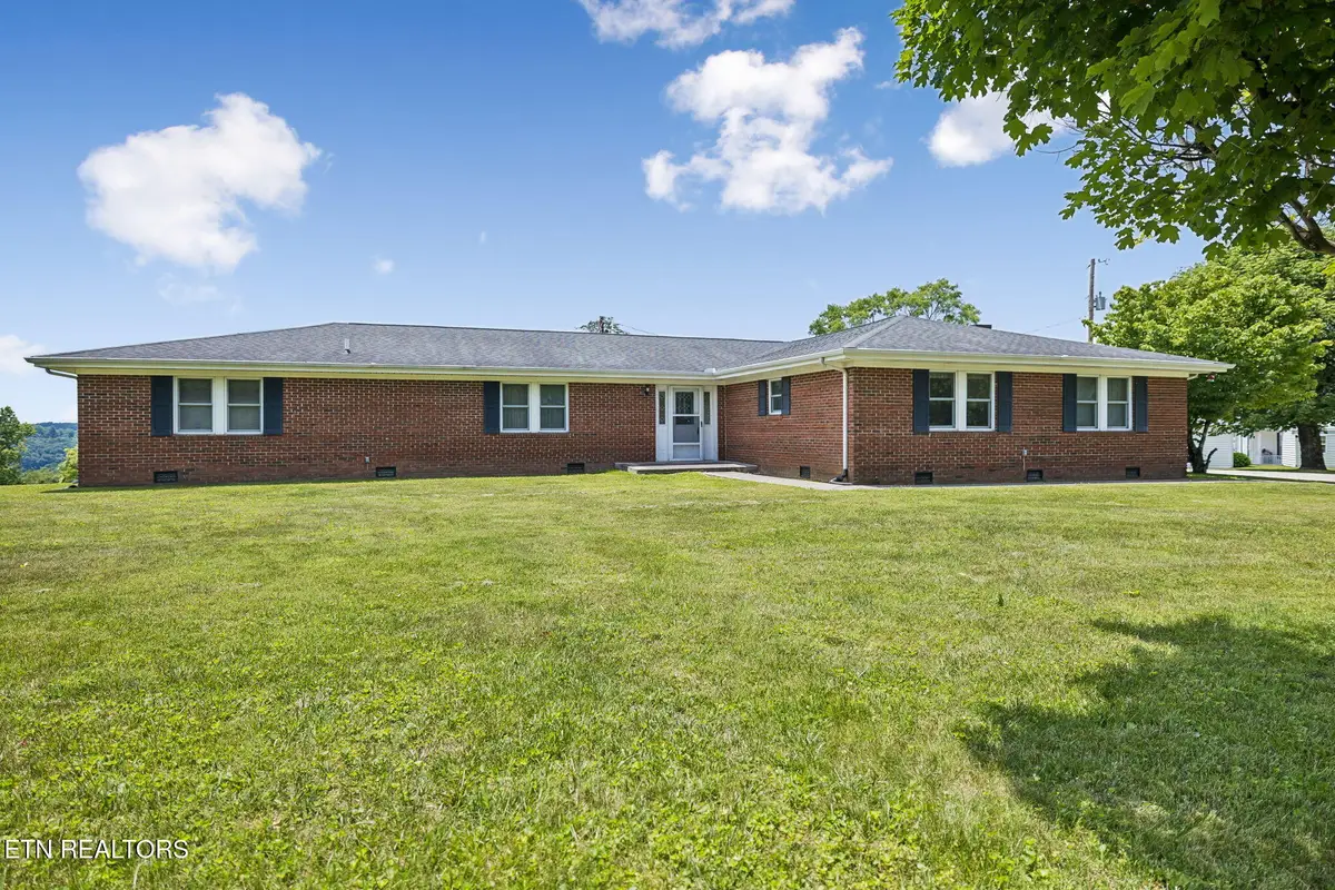 147 Meredith Rd, Lafollette, TN 37766 - #1