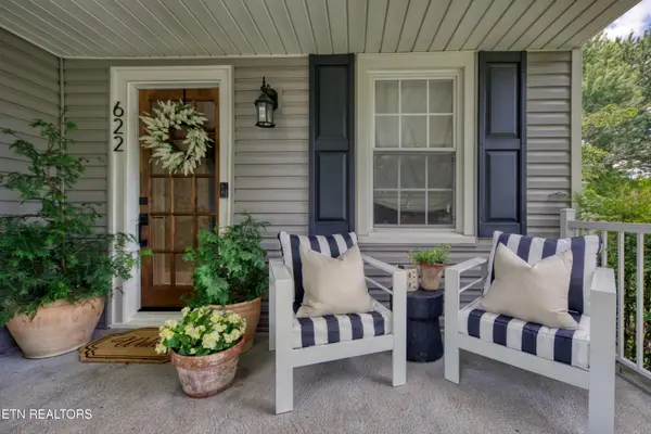 622 Balsam Drive, Knoxville, TN 37918