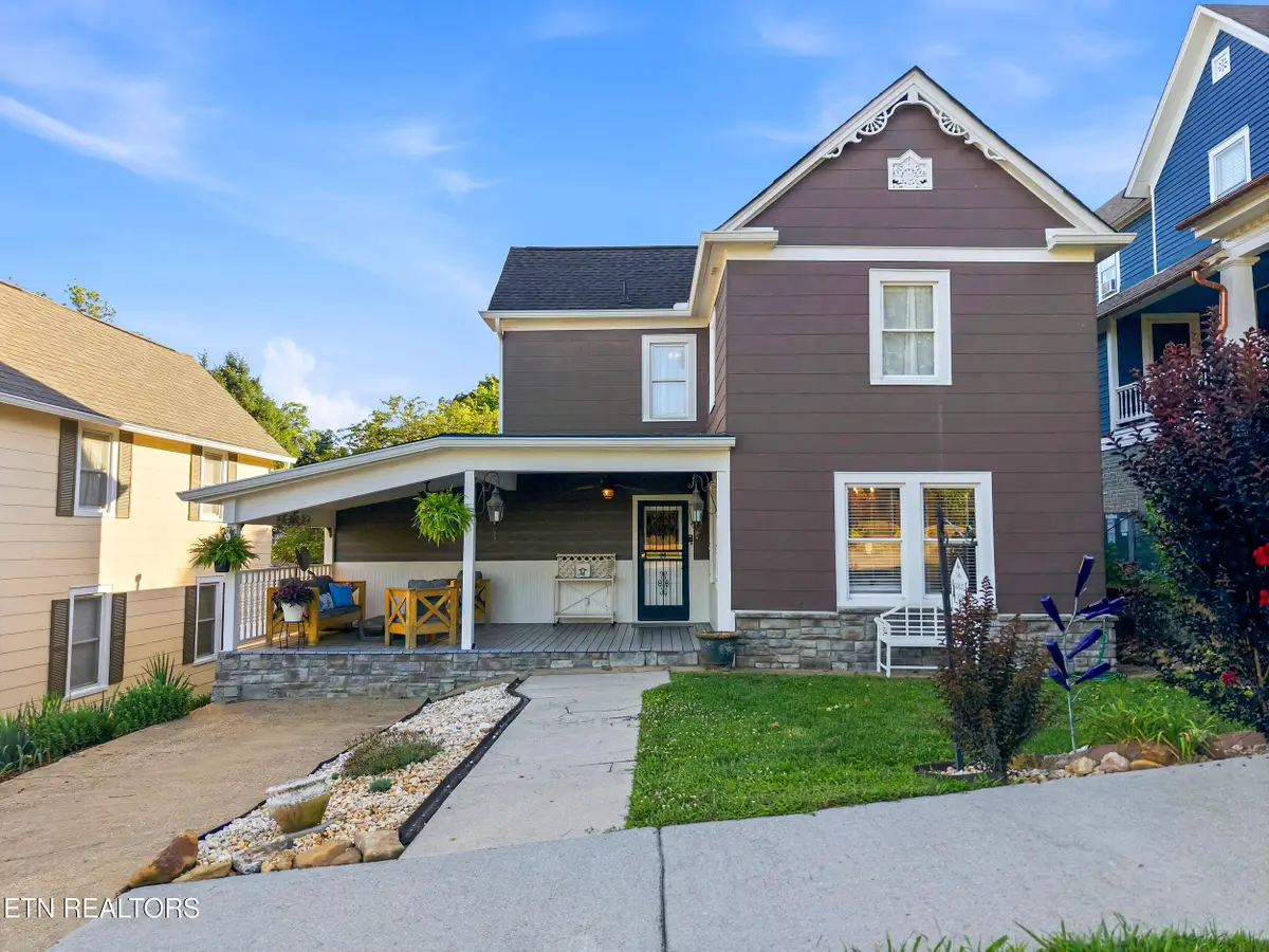 306 N Hill St, Lenoir City, TN 37771 - #1