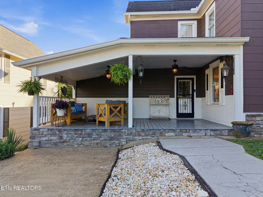 306 N Hill St, Lenoir City, TN 37771 - #3