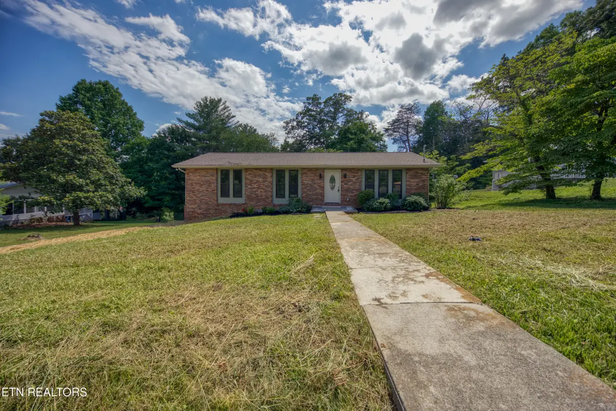 276 Sherwood Rd, Powell, TN 37849 - #1