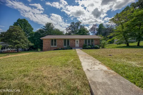 276 Sherwood Rd, Powell, TN 37849