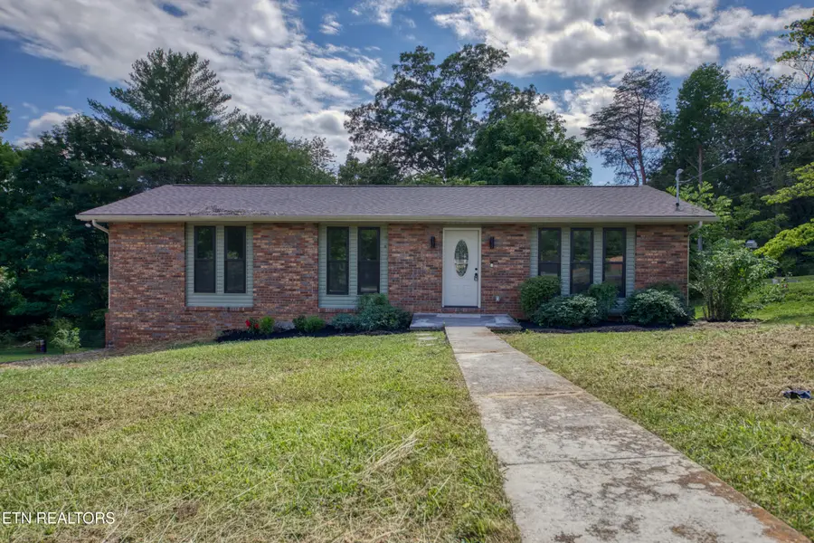 276 Sherwood Rd, Powell, TN 37849 - #2