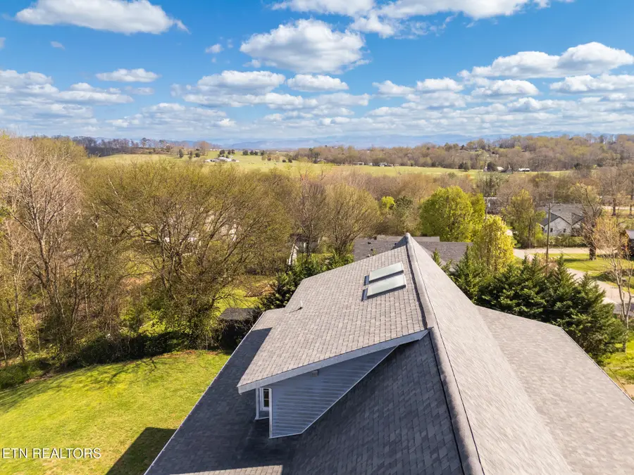 2829 Spruce Hill Rd, Louisville, TN 37777 - #2