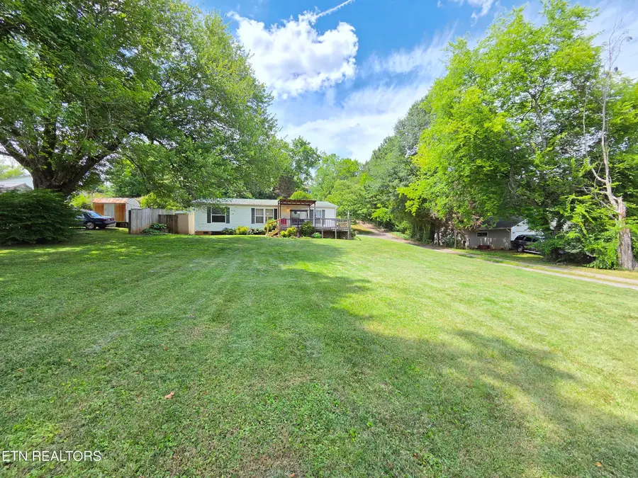 2262 Mentor Rd, Louisville, TN 37777 - #3