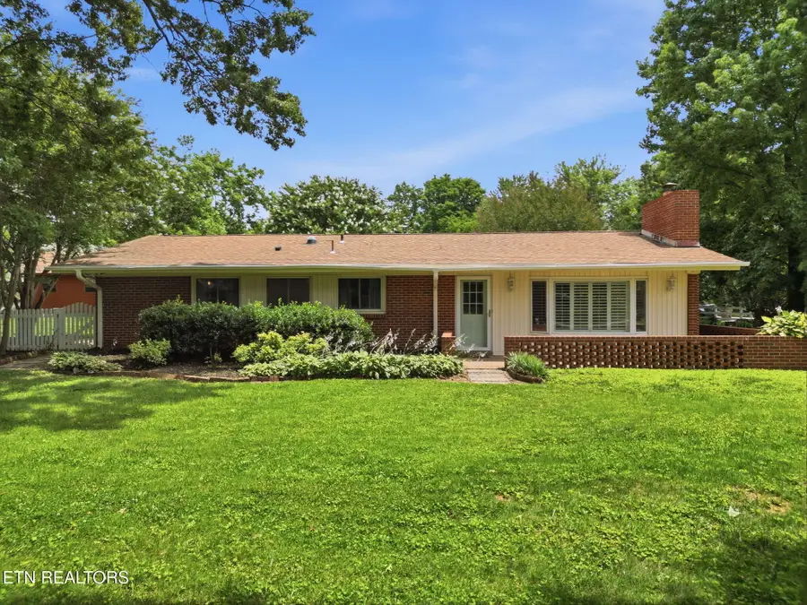 501 Rockingham Drive, Knoxville, TN 37909 - #2
