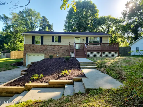 5908 Moore Rd, Knoxville, TN 37920