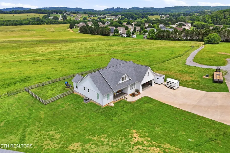 455 Hiwassee Rd, Madisonville, TN 37354 - #3