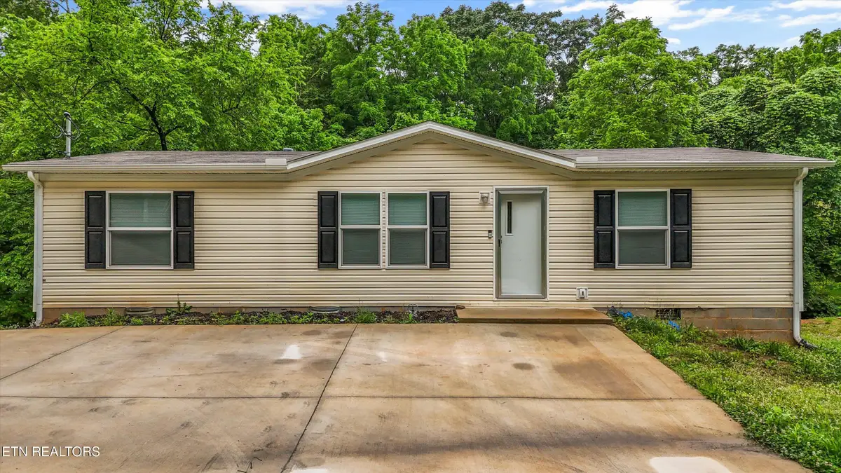 1487 Shields Ferry Rd, Morristown, TN 37814 - #1