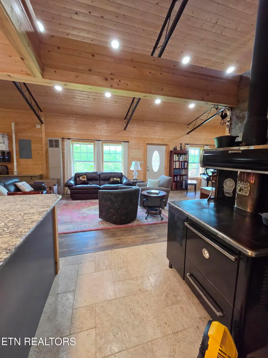 1302 Cummingsville/sparkmantown Rd, Doyle, TN 38559 - #3