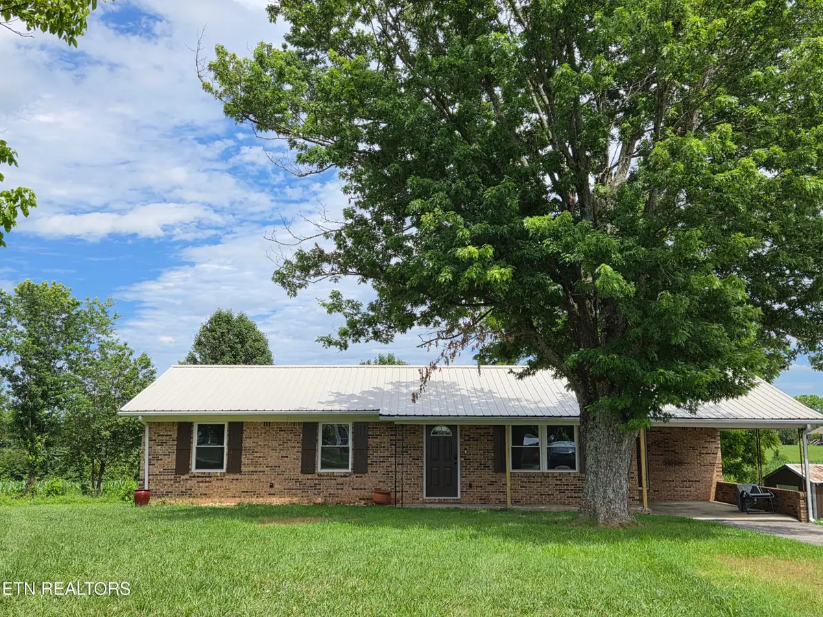 220 Harden Rd, Sparta, TN 38583 - #1