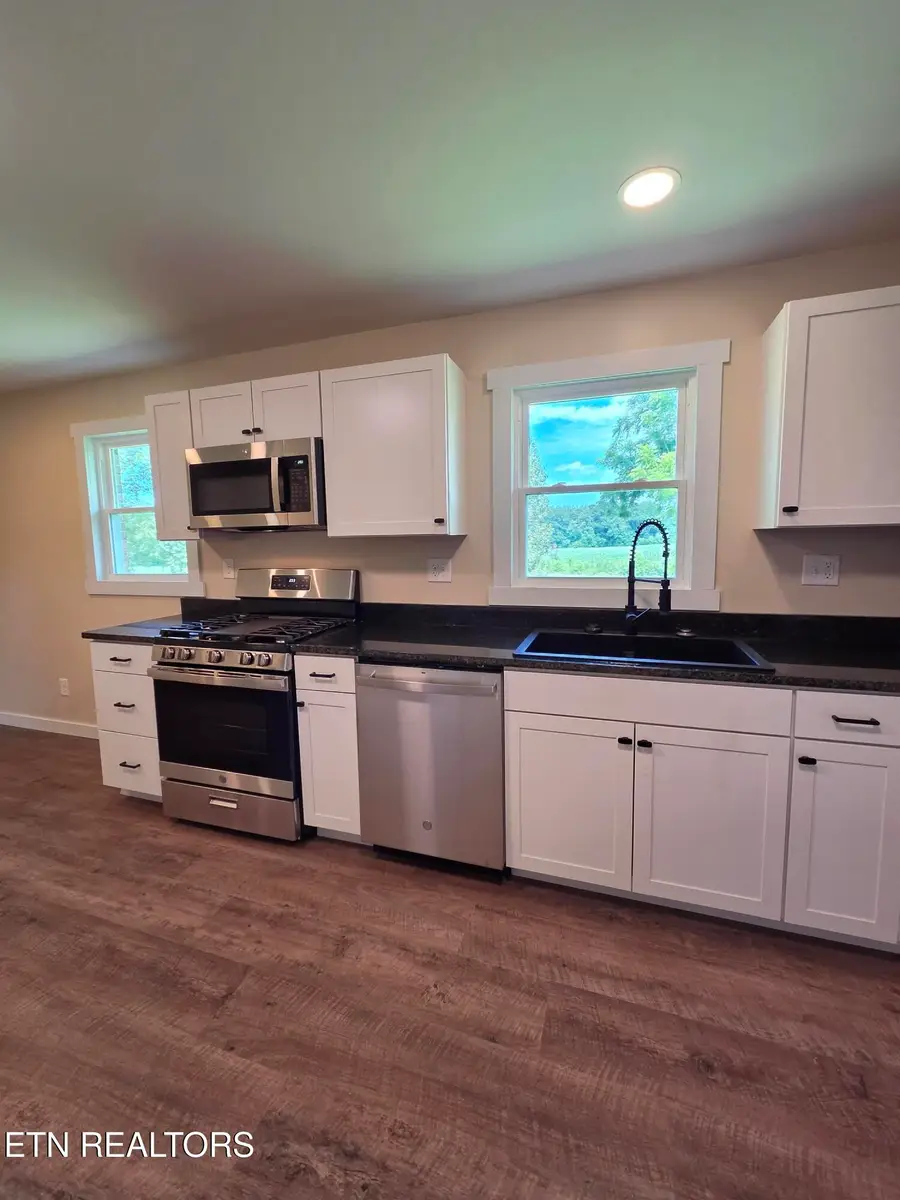 220 Harden Rd, Sparta, TN 38583 - #3