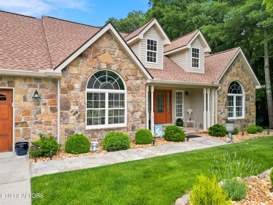 104 Kenwood Drive, Crossville, TN 38558 - #3