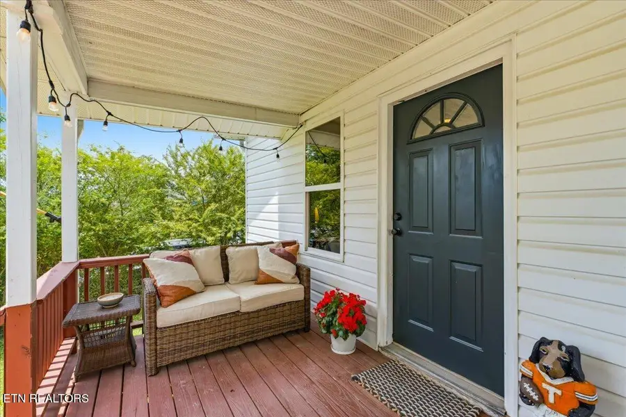 2115 Chicago Ave, Knoxville, TN 37917 - #3