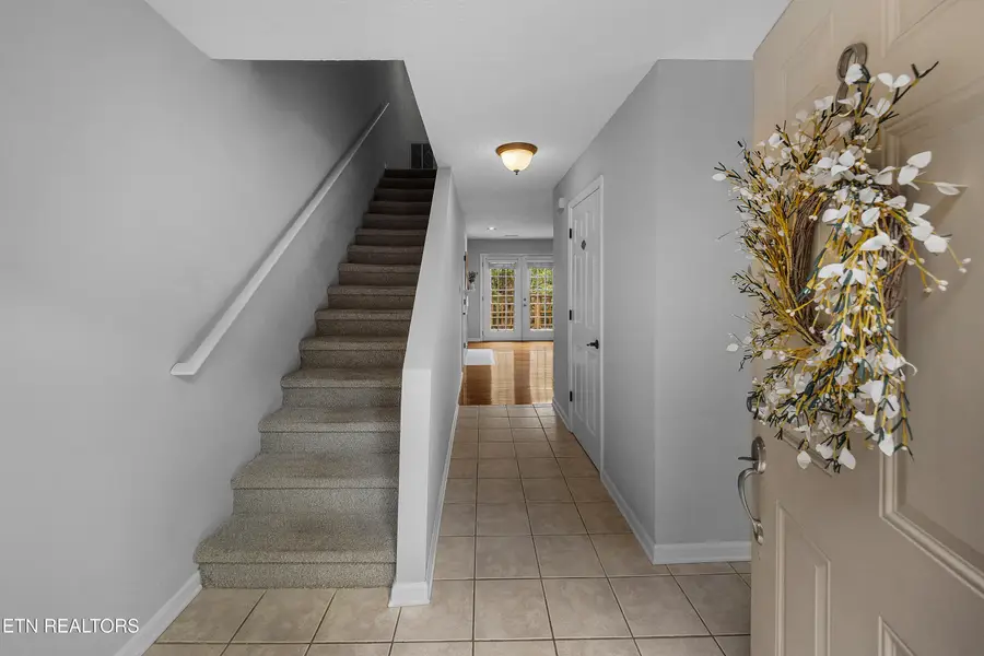 437 S Gallaher View Rd #8, Knoxville, TN 37919 - #2