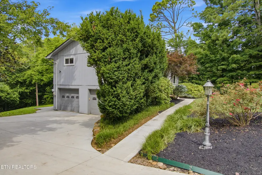 2012 Grenada Blvd, Knoxville, TN 37922 - #2