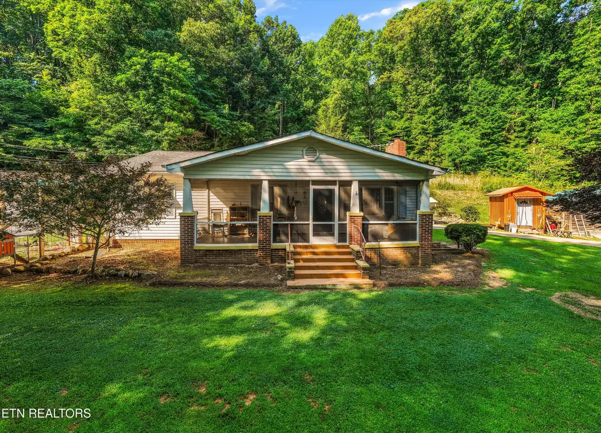 4532 E Lamar Alexander Pkwy, Walland, TN 37886 - #1