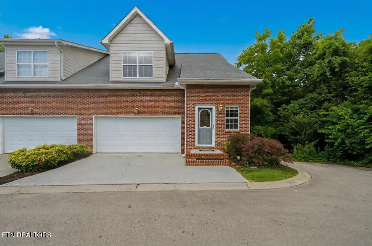 8601 Ashbourne Way, Knoxville, TN 37923 - #1