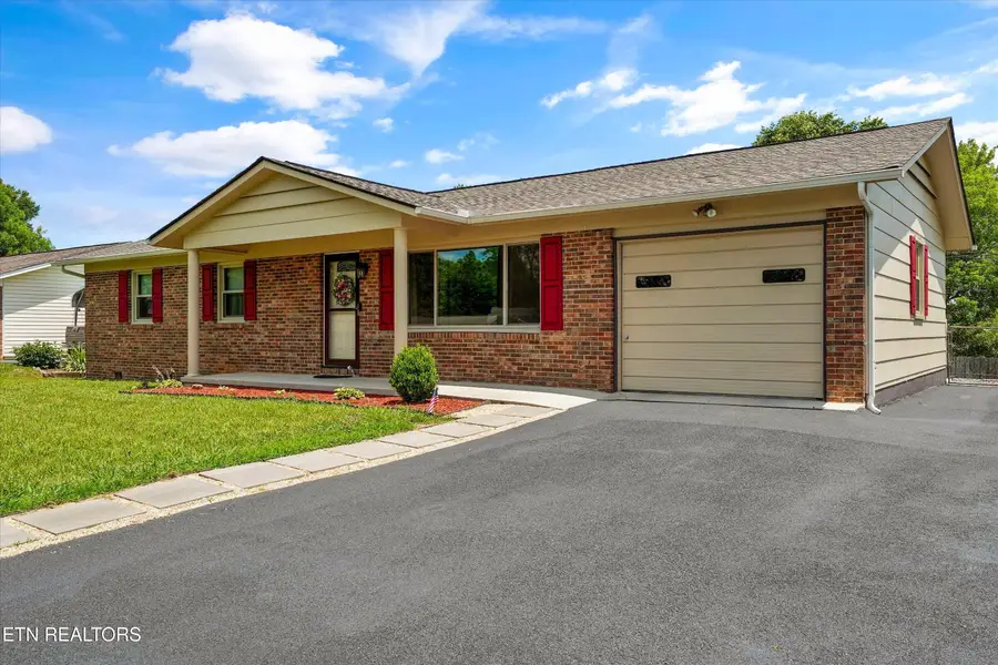 7740 Ashley Rd, Powell, TN 37849 - #3
