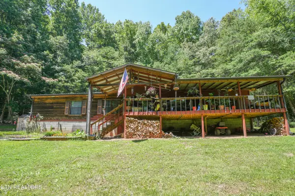 1649 6 Mile Cemetery Rd, Maryville, TN 37803
