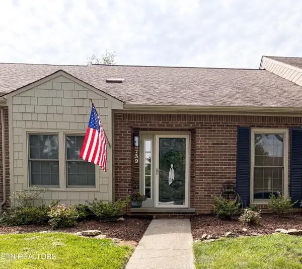 8739 Wimbledon Drive #7, Knoxville, TN 37923