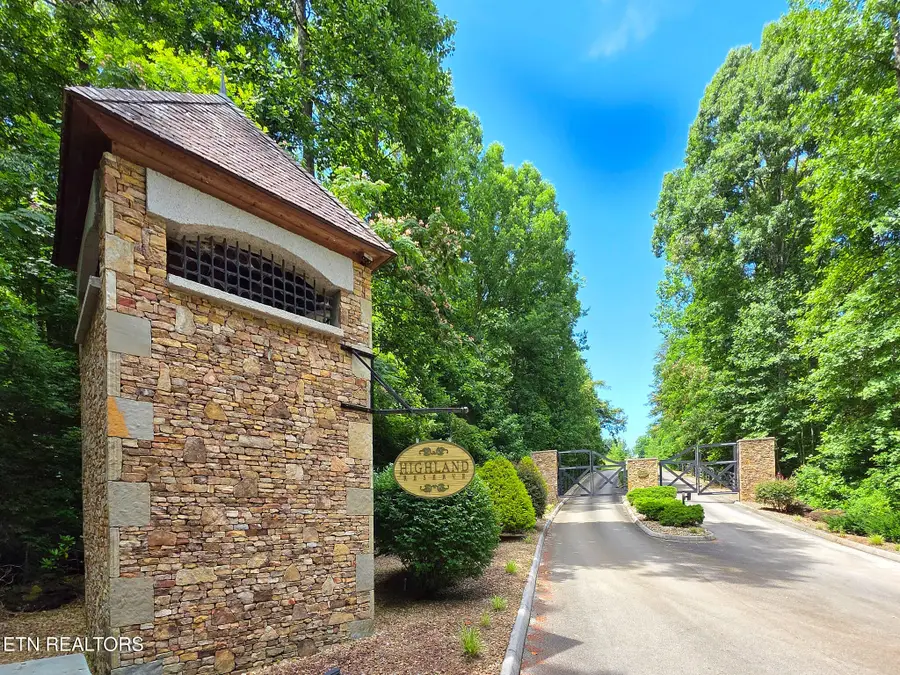 304 Enclave Way, Kingston, TN 37763 - #2