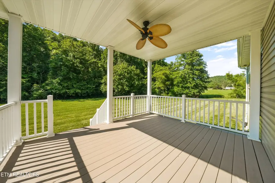 2974 Stoney Gap Rd, Sneedville, TN 37869 - #2