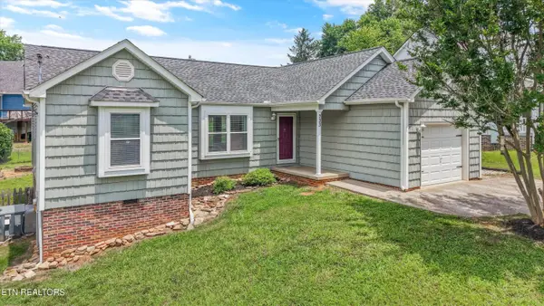 733 Summerdale Drive, Knoxville, TN 37934