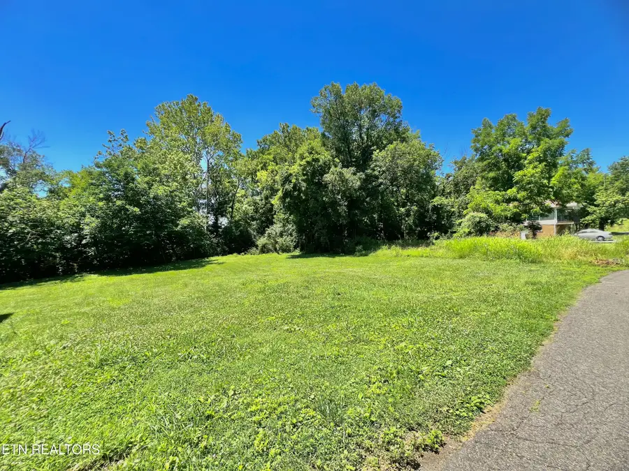 3309 Pilkay Rd, Knoxville, TN 37919 - #3