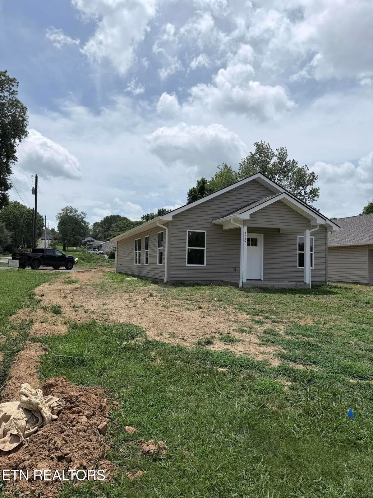 2532 E Clark Ave, Maryville, TN 37804 - #1