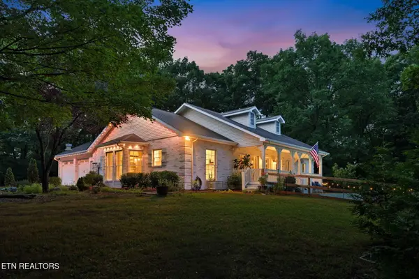 664 Armstrong Drive, Dandridge, TN 37725