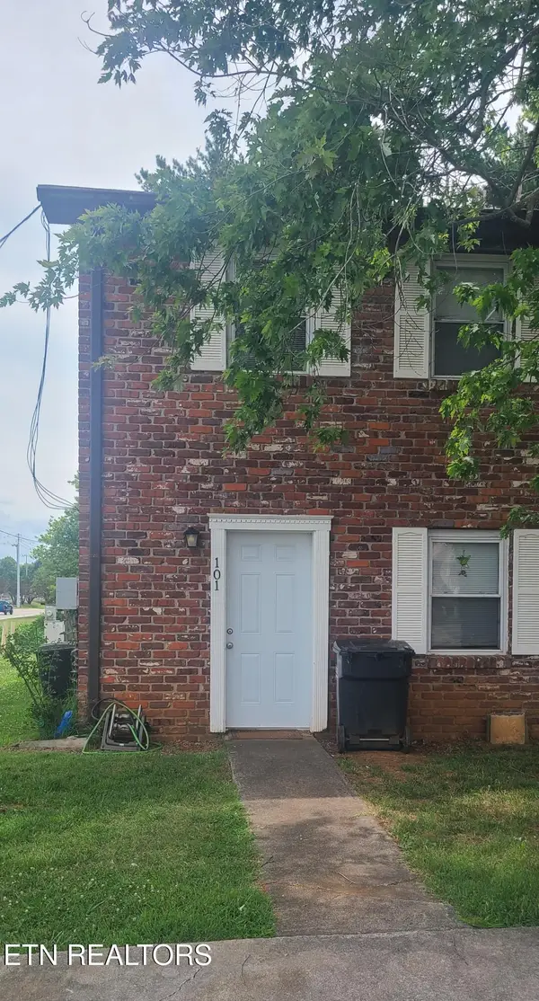 101 Stone Tree Drive, Maryville, TN 37801