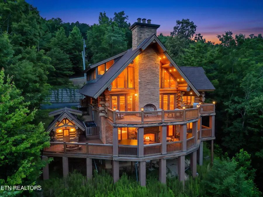 213 Matterhorn Drive, Gatlinburg, TN 37738 - #3