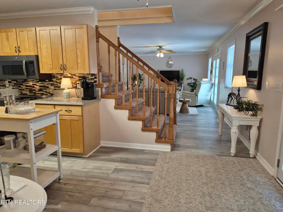 570 Oakwood Estates Drive, Lenoir City, TN 37772 - #3