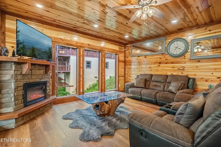2864 Owens Rdg Way, Sevierville, TN 37876 - #3