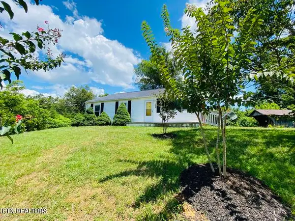 364 Jasmine Rd, Newport, TN 37821