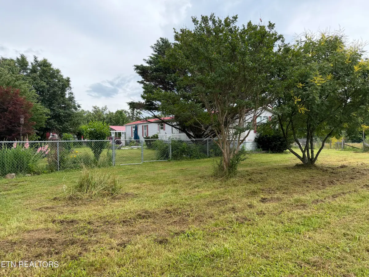 64 Coppett Rd, Crossville, TN 38572 - #1