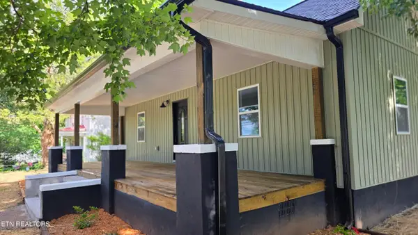 1006 Monroe St, Sweetwater, TN 37874