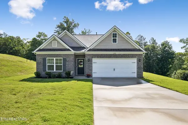 379 Summer Glenn Lane, Loudon, TN 37774