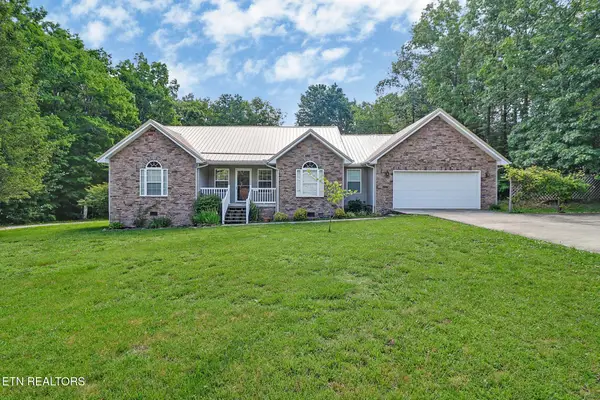 360 Swallows Crossing, Grimsley, TN 38565