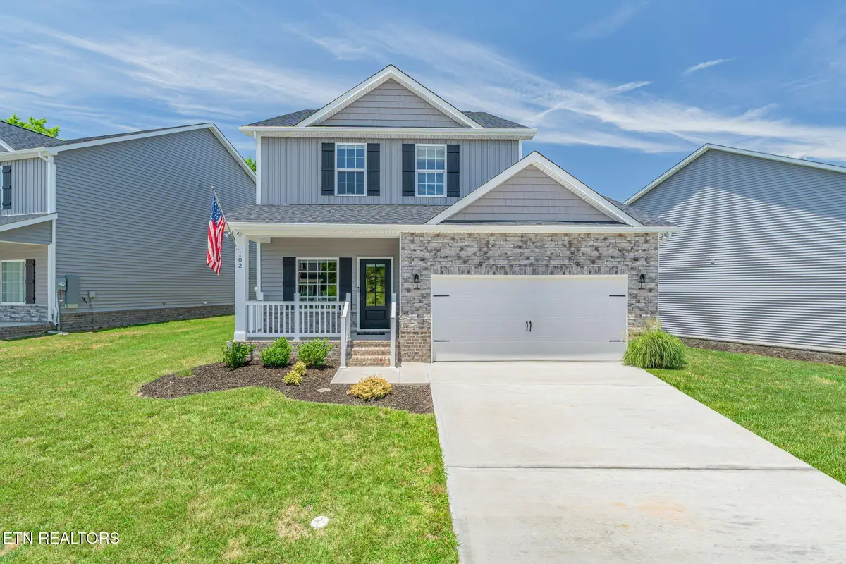 102 E Fortenberry St, Oak Ridge, TN 37830 - #1