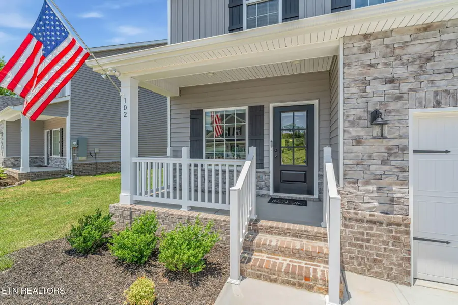 102 E Fortenberry St, Oak Ridge, TN 37830 - #2