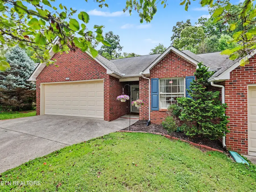 5260 Avery Woods Lane, Knoxville, TN 37921 - #2