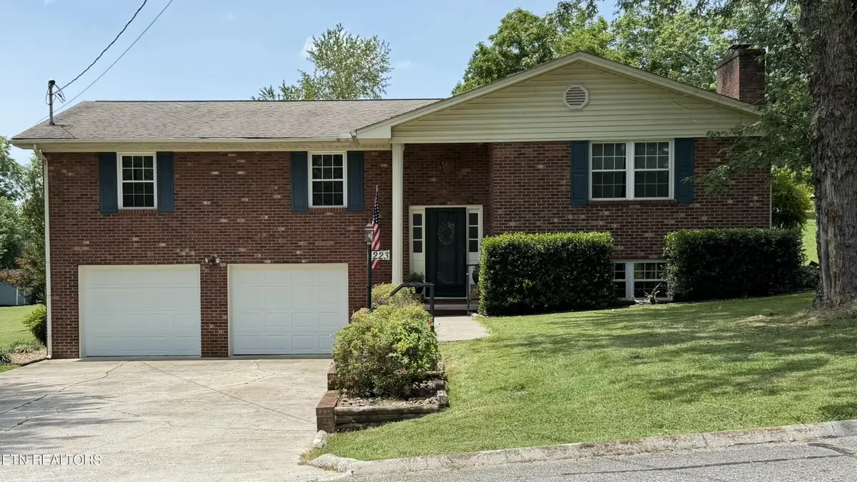 223 Candora Rd, Maryville, TN 37804 - #1