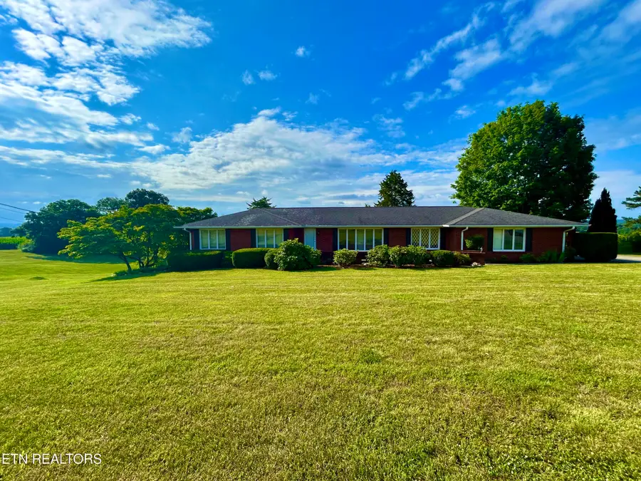 1427 Laurel Hills Circle, Jefferson City, TN 37760 - #2