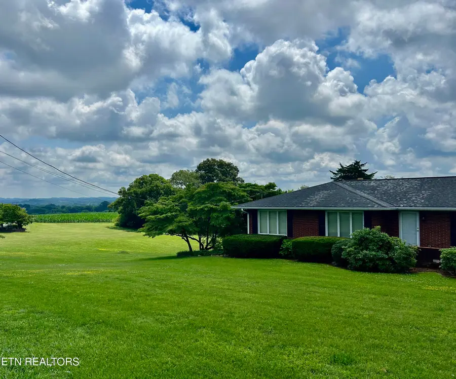1427 Laurel Hills Circle, Jefferson City, TN 37760 - #3