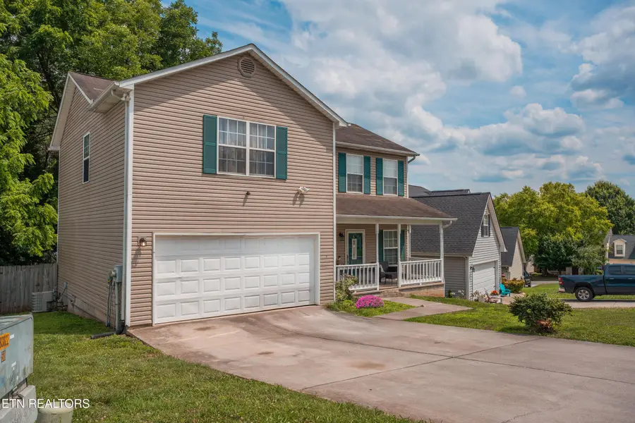 7708 Ambergate Rd, Powell, TN 37849 - #3